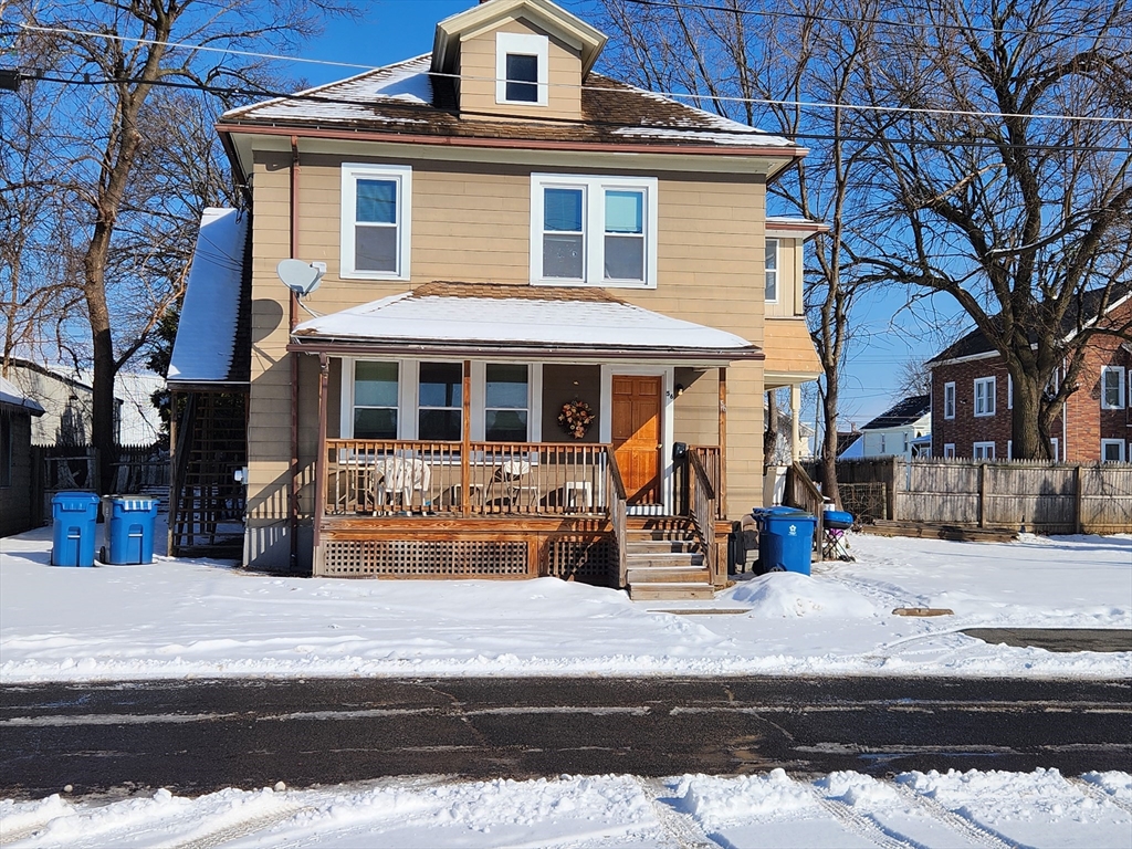 56 Exposition Ter, West Springfield, Massachusetts, 2 Bedrooms Bedrooms, 4 Rooms Rooms,1 BathroomBathrooms,Residential Lease,For Rent,Exposition Ter,73471387