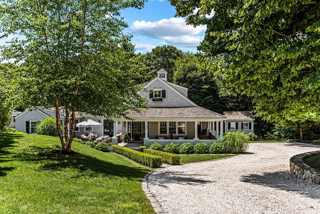149 Old Stage Rd, Barnstable, Massachusetts, 5 Bedrooms Bedrooms, 14 Rooms Rooms,5.5 BathroomsBathrooms,Residential,For Sale,Old Stage Rd,73421217