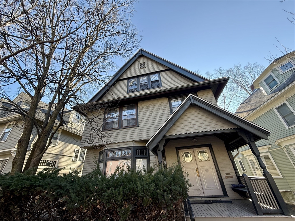 79 Aspinwall, Brookline, Massachusetts, 1 Bedroom Bedrooms, 4 Rooms Rooms,1 BathroomBathrooms,Residential Lease,For Rent,Aspinwall,73463665