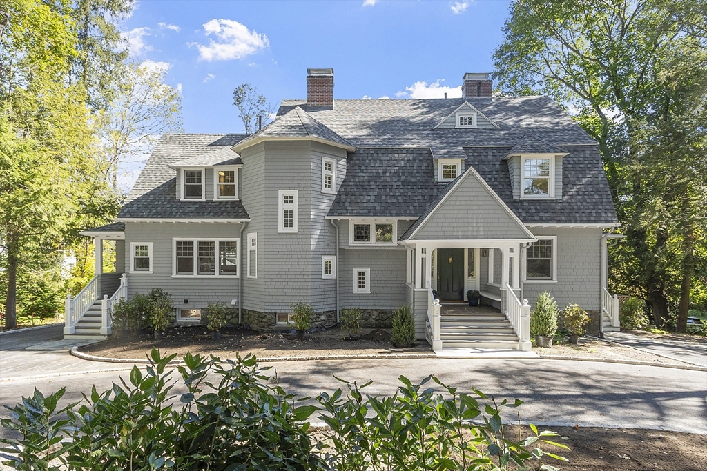 46 Wood Street, Concord, Massachusetts, 5 Bedrooms Bedrooms, 12 Rooms Rooms,4.5 BathroomsBathrooms,Residential,For Sale,Wood Street,73438874