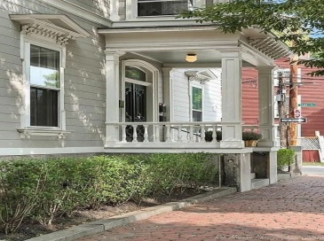 386 Essex Street, Salem, Massachusetts, 2 Bedrooms Bedrooms, 4 Rooms Rooms,1 BathroomBathrooms,Residential Lease,For Rent,Essex Street,73479104