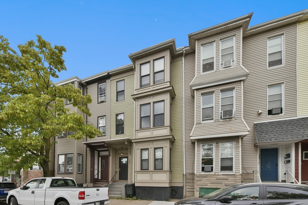 135 Havre Street, Boston, Massachusetts, 1 Bedroom Bedrooms, 4 Rooms Rooms,1 BathroomBathrooms,Residential,For Sale,Havre Street,73479128