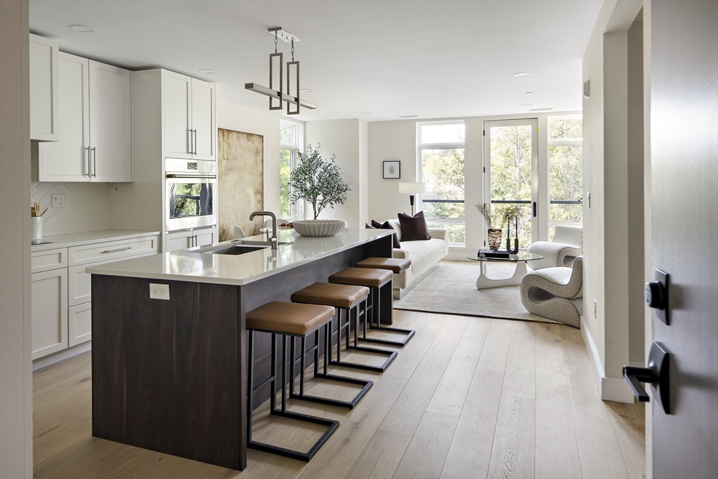 20 Kinmonth Rd, Newton, Massachusetts, 1 Bedroom Bedrooms, 3 Rooms Rooms,1.5 BathroomsBathrooms,Residential,For Sale,Kinmonth Rd,73479141