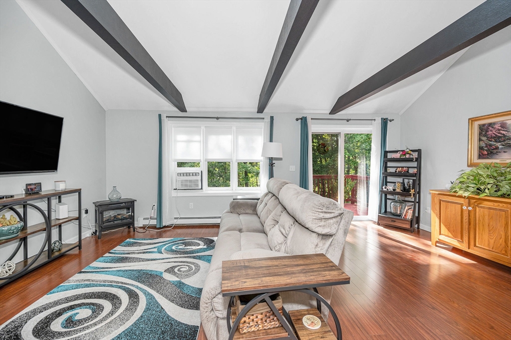 20 Chandler Dr, Atkinson, New Hampshire, 2 Bedrooms Bedrooms, 5 Rooms Rooms,1 BathroomBathrooms,Residential,For Sale,Chandler Dr,73479173