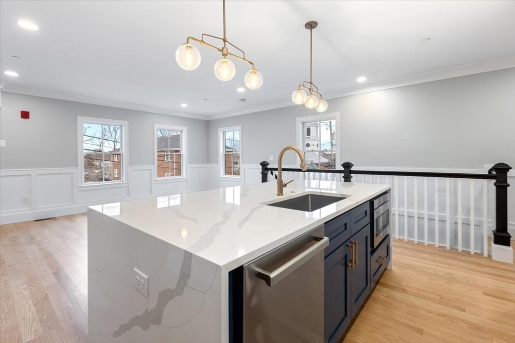 30 Dighton, Boston, Massachusetts, 4 Bedrooms Bedrooms, 7 Rooms Rooms,3 BathroomsBathrooms,Residential,For Sale,Dighton,73479290