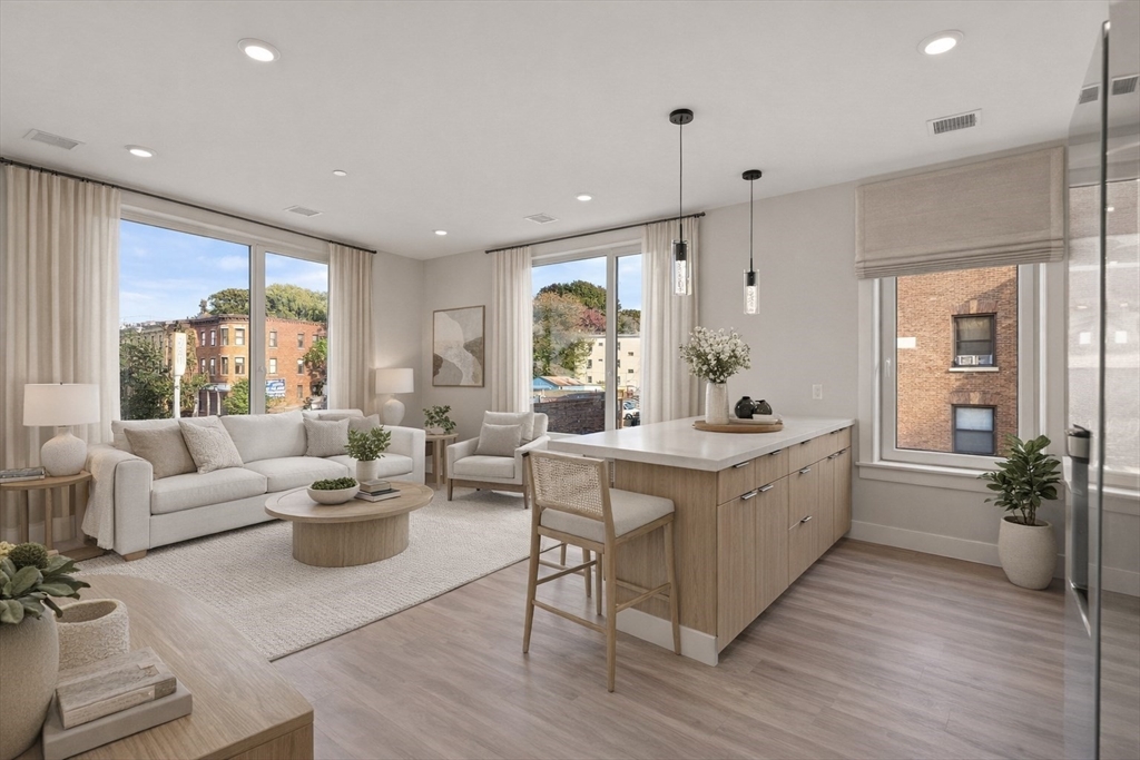 211 Green St., Boston, Massachusetts, 2 Bedrooms Bedrooms, 6 Rooms Rooms,2 BathroomsBathrooms,Residential Lease,For Rent,Green St.,73479327