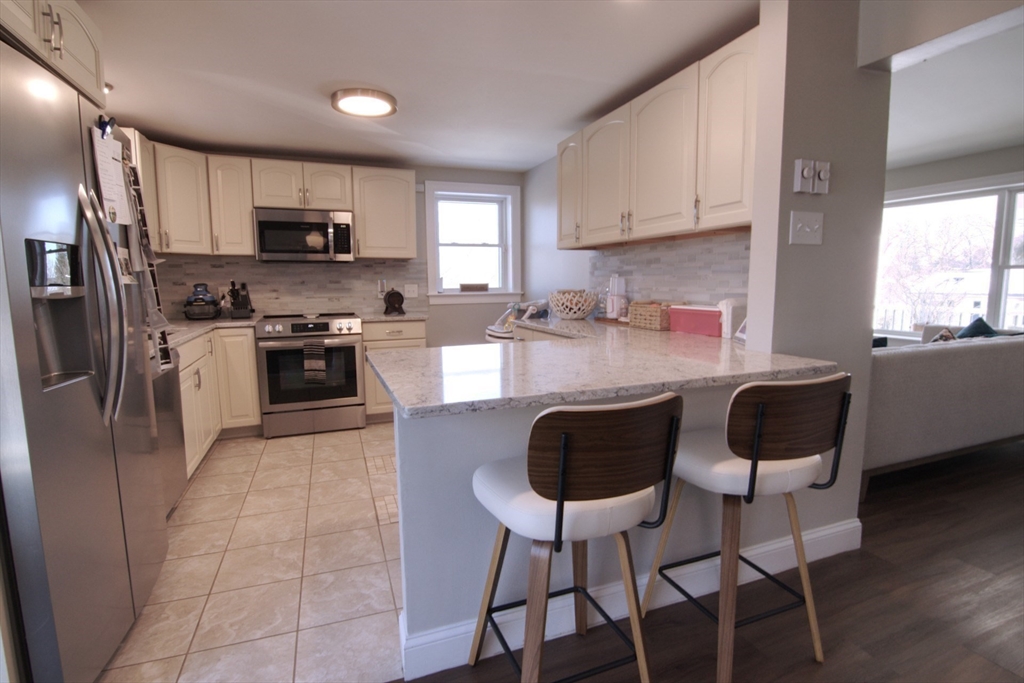 12 Erie Ave, Worcester, Massachusetts, 3 Bedrooms Bedrooms, 5 Rooms Rooms,1 BathroomBathrooms,Residential,For Sale,Erie Ave,73479331