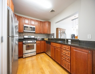 5170 Washington St, Boston, Massachusetts, 1 Bedroom Bedrooms, 4 Rooms Rooms,1 BathroomBathrooms,Residential,For Sale,Washington St,73479356