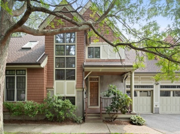 20 Hamlet Street, Newton, Massachusetts, 3 Bedrooms Bedrooms, 8 Rooms Rooms,4 BathroomsBathrooms,Residential,For Sale,Hamlet Street,73455034