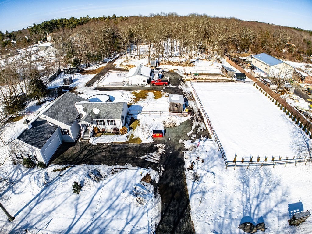 2188 Cedar St, Dighton, Massachusetts, 3 Bedrooms Bedrooms, 7 Rooms Rooms,3 BathroomsBathrooms,Residential,For Sale,Cedar St,73479205