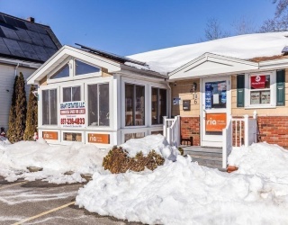 616 Centre, Brockton, Massachusetts, ,Commercial Lease,For Rent,Centre,73479379