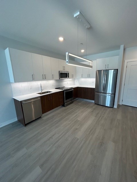 148 Old Post Road, Sharon, Massachusetts, 1 Bedroom Bedrooms, 4 Rooms Rooms,1 BathroomBathrooms,Residential Lease,For Rent,Old Post Road,73479448