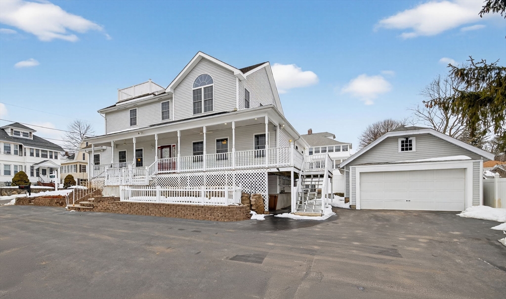 1146 Essex St, Lawrence, Massachusetts, 4 Bedrooms Bedrooms, 8 Rooms Rooms,4 BathroomsBathrooms,Residential,For Sale,Essex St,73479465