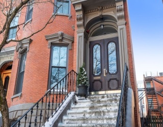 1 Worcester Sq, Boston, Massachusetts, 3 Bedrooms Bedrooms, 6 Rooms Rooms,3.5 BathroomsBathrooms,Residential,For Sale,Worcester Sq,73479513