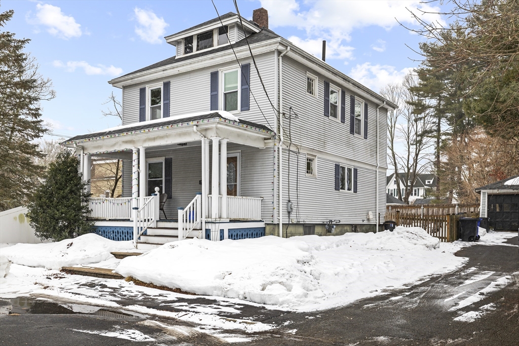 2 Winthrop Ave., Taunton, Massachusetts, 3 Bedrooms Bedrooms, 7 Rooms Rooms,1.5 BathroomsBathrooms,Residential,For Sale,Winthrop Ave.,73479562