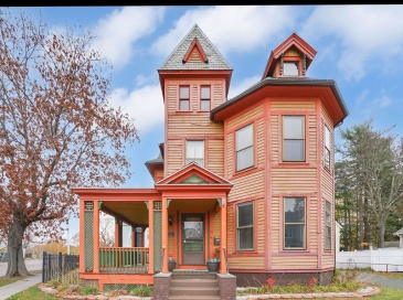 55 Florida St, Springfield, Massachusetts, 4 Bedrooms Bedrooms, 8 Rooms Rooms,2 BathroomsBathrooms,Residential,For Sale,Florida St,73450470