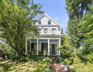 178 Central Street, Somerville, Massachusetts, 4 Bedrooms Bedrooms, 9 Rooms Rooms,3.5 BathroomsBathrooms,Residential,For Sale,Central Street,73479603