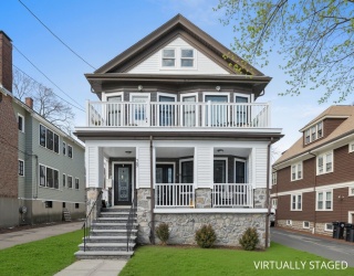 29 Commonwealth Rd, Watertown, Massachusetts, 3 Bedrooms Bedrooms, 7 Rooms Rooms,2 BathroomsBathrooms,Residential,For Sale,Commonwealth Rd,73479604