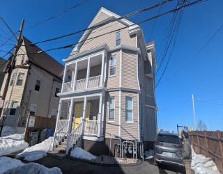 15-17 278 Emmett, Beacon And Point, Providence, Rhode Island, 15 Bedrooms Bedrooms, 19 Rooms Rooms,6 BathroomsBathrooms,Residential Income,For Sale,Emmett, Beacon And Point,73479686