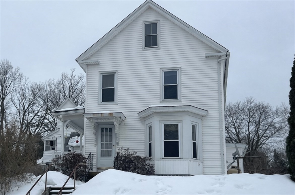 99 North St, Ware, Massachusetts, 4 Bedrooms Bedrooms, 10 Rooms Rooms,1.5 BathroomsBathrooms,Residential,For Sale,North St,73479683