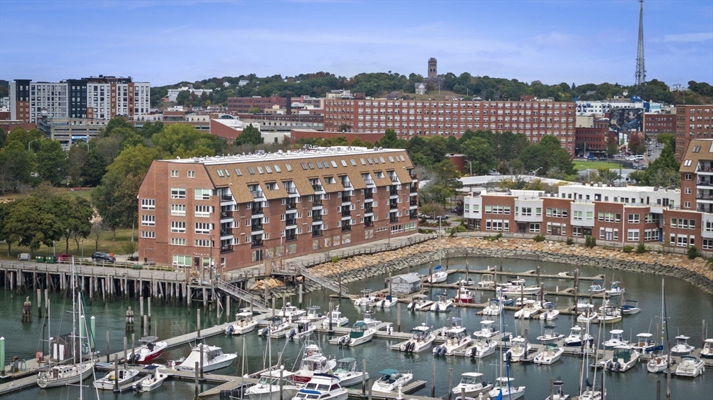 154 Lynnway, Lynn, Massachusetts, 1 Bedroom Bedrooms, 4 Rooms Rooms,2 BathroomsBathrooms,Residential Lease,For Rent,Lynnway,73453046