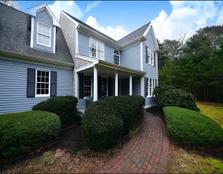 8 Tiffany Rd, Bourne, Massachusetts, 4 Bedrooms Bedrooms, 8 Rooms Rooms,3.5 BathroomsBathrooms,Residential Lease,For Rent,Tiffany Rd,73474311