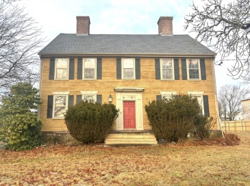 159 Brayton Ave, Somerset, Massachusetts, 5 Bedrooms Bedrooms, 12 Rooms Rooms,3.5 BathroomsBathrooms,Residential Income,For Sale,Brayton Ave,73466766