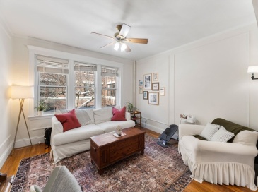 401 Washington St, Brookline, Massachusetts, 2 Bedrooms Bedrooms, 4 Rooms Rooms,1 BathroomBathrooms,Residential Lease,For Rent,Washington St,73474969