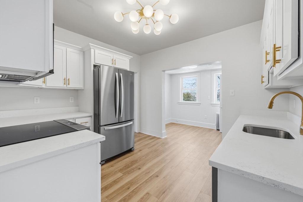 22 Douglas Ave, Maynard, Massachusetts, 2 Bedrooms Bedrooms, 4 Rooms Rooms,1 BathroomBathrooms,Residential,For Sale,Douglas Ave,73479818