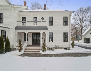 300 Elliot Street, Newton, Massachusetts, 4 Bedrooms Bedrooms, 8 Rooms Rooms,4.5 BathroomsBathrooms,Residential,For Sale,Elliot Street,73479889