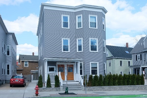 335 Beacon Sr, Somerville, Massachusetts, 4 Bedrooms Bedrooms, 9 Rooms Rooms,2.5 BathroomsBathrooms,Residential Lease,For Rent,Beacon Sr,73479763