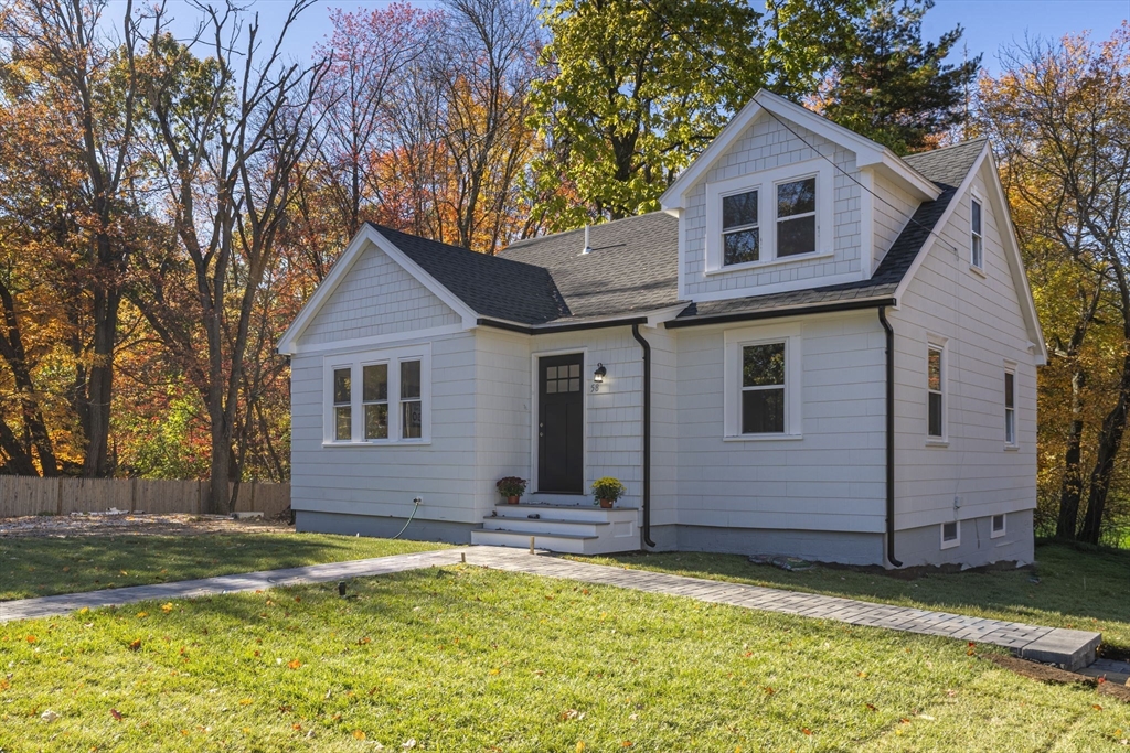 58 Chandler Rd, Andover, Massachusetts, 3 Bedrooms Bedrooms, 7 Rooms Rooms,2 BathroomsBathrooms,Residential,For Sale,Chandler Rd,73479798