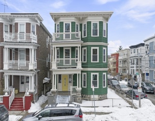 49 Hancock Street, Boston, Massachusetts, 11 Bedrooms Bedrooms, 17 Rooms Rooms,5 BathroomsBathrooms,Residential Income,For Sale,Hancock Street,73480009