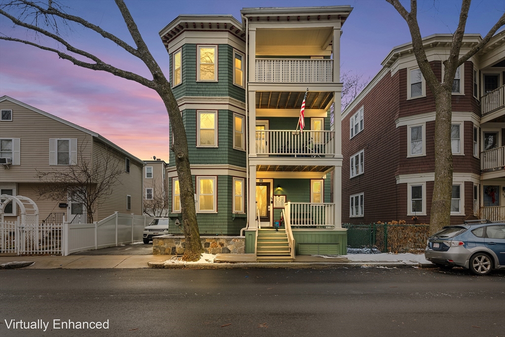 95 Auckland St, Boston, Massachusetts, 12 Bedrooms Bedrooms, 21 Rooms Rooms,3 BathroomsBathrooms,Residential Income,For Sale,Auckland St,73466678