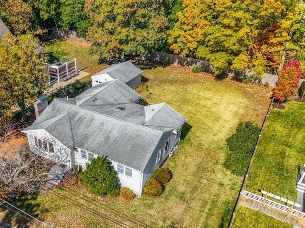 265 Elsinore Street, Concord, Massachusetts, 3 Bedrooms Bedrooms, 7 Rooms Rooms,2 BathroomsBathrooms,Residential,For Sale,Elsinore Street,73479924