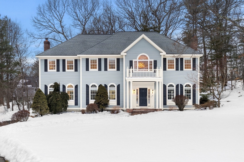 5 Palomino Drive, North Reading, Massachusetts, 4 Bedrooms Bedrooms, 10 Rooms Rooms,2.5 BathroomsBathrooms,Residential,For Sale,Palomino Drive,73479915