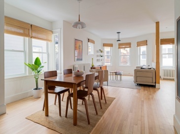 17 Marie Avenue, Cambridge, Massachusetts, 3 Bedrooms Bedrooms, 6 Rooms Rooms,1 BathroomBathrooms,Residential,For Sale,Marie Avenue,73480021