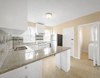 24 Montvale Street, Boston, Massachusetts, 2 Bedrooms Bedrooms, 8 Rooms Rooms,1 BathroomBathrooms,Residential Lease,For Rent,Montvale Street,73480001