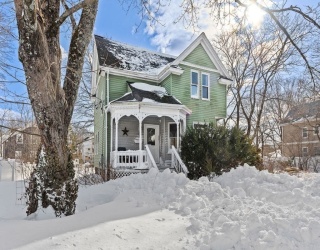 97 East St, Mansfield, Massachusetts, 4 Bedrooms Bedrooms, 8 Rooms Rooms,2 BathroomsBathrooms,Residential,For Sale,East St,73480063