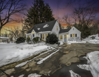 17 Walker St, Westborough, Massachusetts, 4 Bedrooms Bedrooms, 10 Rooms Rooms,3 BathroomsBathrooms,Residential,For Sale,Walker St,73479975