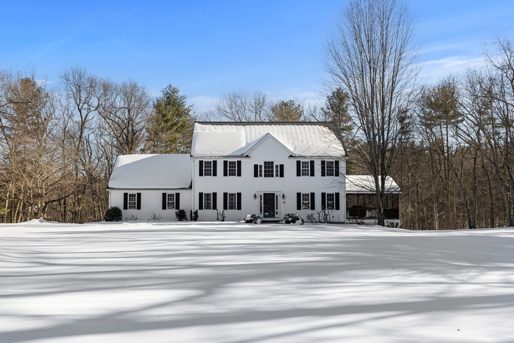 31 Sawtell Drive, Groton, Massachusetts, 4 Bedrooms Bedrooms, 8 Rooms Rooms,2.5 BathroomsBathrooms,Residential,For Sale,Sawtell Drive,73479963