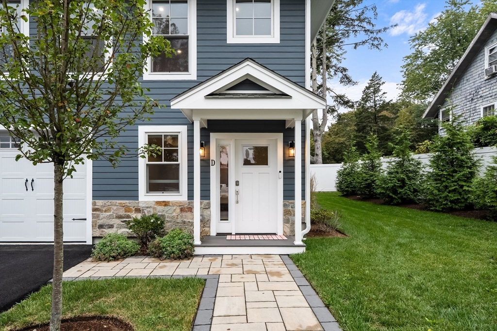 114 Broad St, Weymouth, Massachusetts, 3 Bedrooms Bedrooms, 6 Rooms Rooms,2.5 BathroomsBathrooms,Residential,For Sale,Broad St,73437495