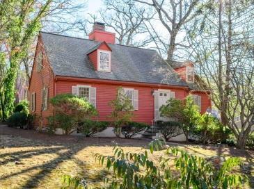 57 Columbine Rd, Milton, Massachusetts, 4 Bedrooms Bedrooms, 10 Rooms Rooms,2 BathroomsBathrooms,Residential,For Sale,Columbine Rd,73470145