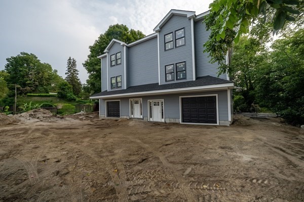 79 School St, Lowell, Massachusetts, 3 Bedrooms Bedrooms, 5 Rooms Rooms,2.5 BathroomsBathrooms,Residential,For Sale,School St,73441620