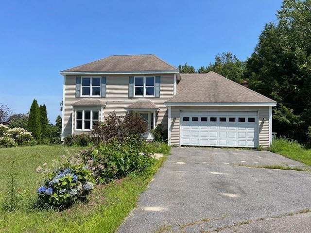 12 Walden Ct, Leominster, Massachusetts, 4 Bedrooms Bedrooms, 7 Rooms Rooms,2.5 BathroomsBathrooms,Residential,For Sale,Walden Ct,73415587