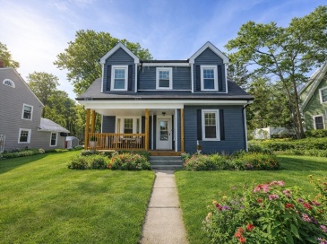 42 York St, Andover, Massachusetts, 4 Bedrooms Bedrooms, 8 Rooms Rooms,1.5 BathroomsBathrooms,Residential,For Sale,York St,73472810