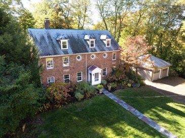 18 Moffat Road, Newton, Massachusetts, 5 Bedrooms Bedrooms, 11 Rooms Rooms,4.5 BathroomsBathrooms,Residential,For Sale,Moffat Road,73480221 18 Moffat Road, Newton, Massachusetts, 5 Bedrooms Bedrooms, 11 Rooms Rooms,4.5 BathroomsBathrooms,Residential,For Sale,Moffat Road,73480221