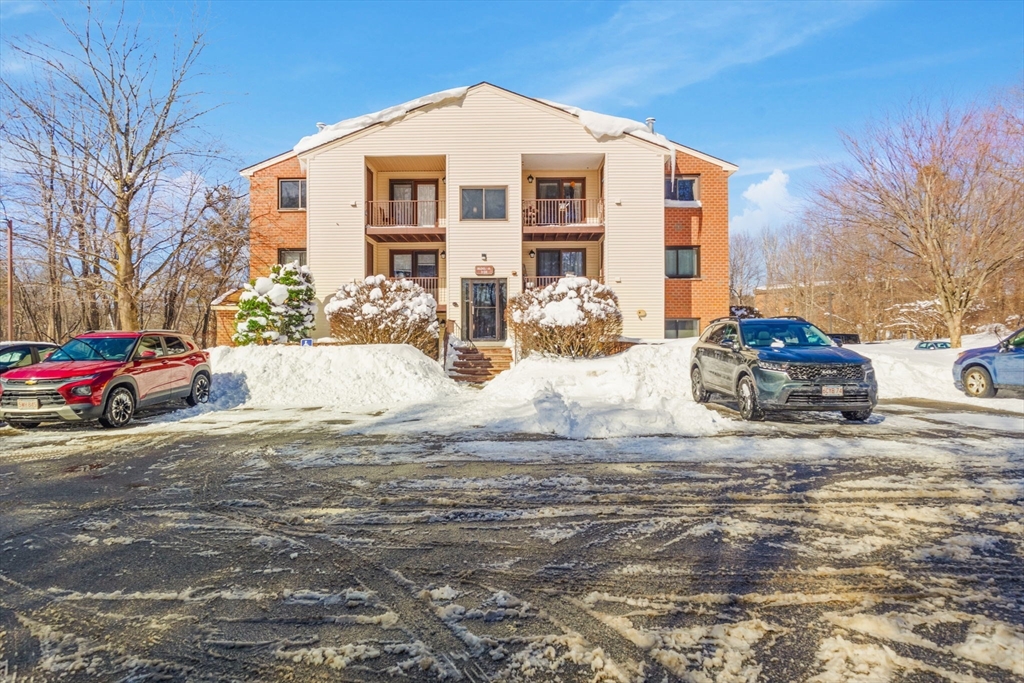 189 Littleton Rd, Chelmsford, Massachusetts, 2 Bedrooms Bedrooms, 4 Rooms Rooms,1 BathroomBathrooms,Residential Lease,For Rent,Littleton Rd,73480130