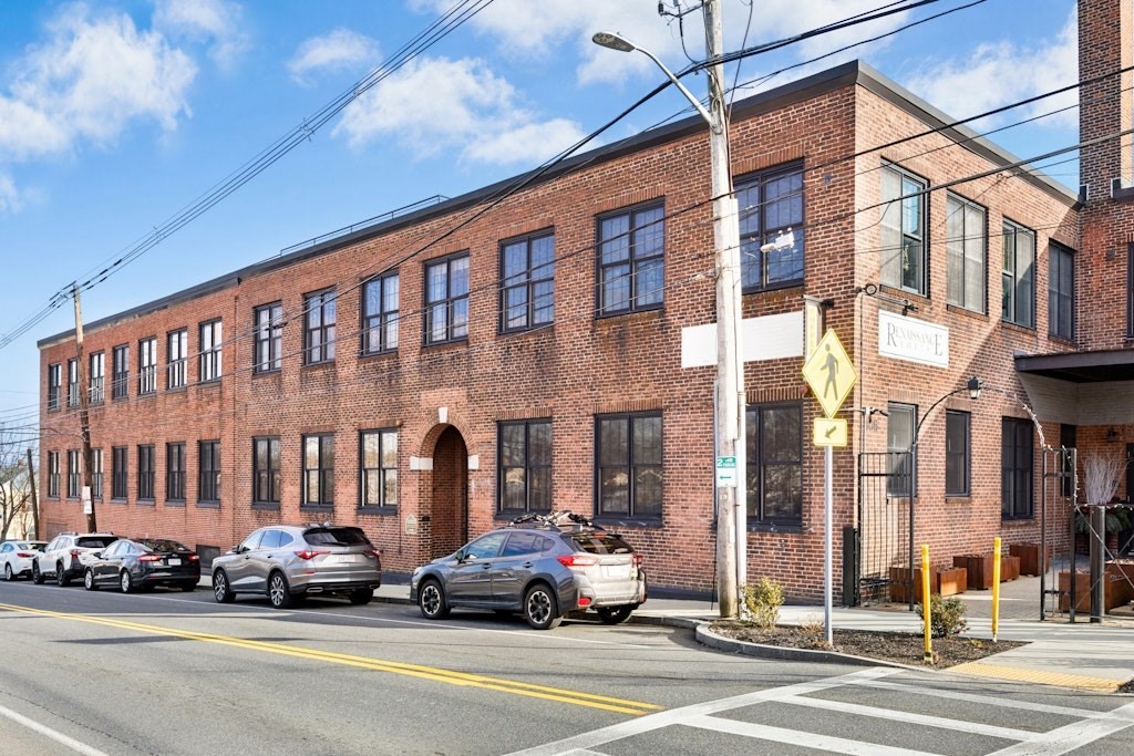 406 Lincoln Street, Marlborough, Massachusetts, 2 Bedrooms Bedrooms, 5 Rooms Rooms,1 BathroomBathrooms,Residential,For Sale,Lincoln Street,73468435