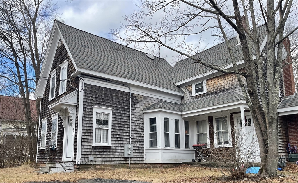 822 Main St, Hanson, Massachusetts, 1 Bedroom Bedrooms, 3 Rooms Rooms,1 BathroomBathrooms,Residential Lease,For Rent,Main St,73466843